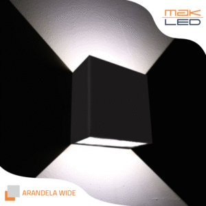 ARANDELA WIDE PRETA 4W